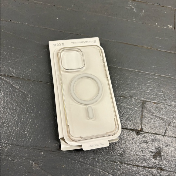 iPhone 14 Pro Max clear case - Picture 3 of 3